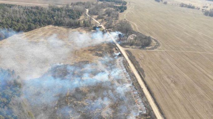 MIŠKININKAI ĮSPĖJA — PRASIDEDA GAISRŲ SEZONAS