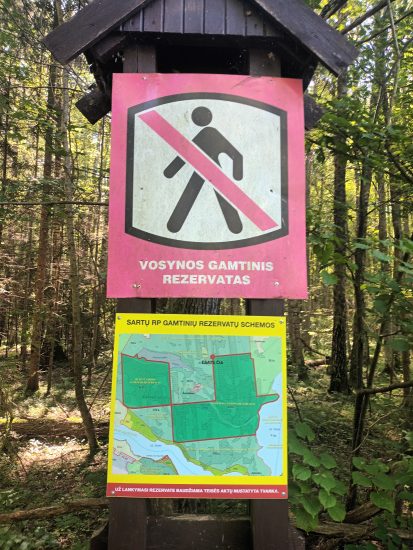 ĮRENGTI INFORMACINIAI STENDAI SU REZERVATŲ SCHEMOMIS